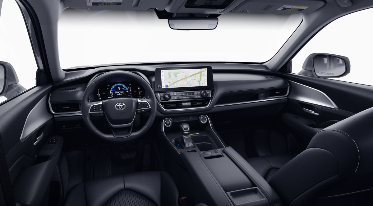 Interior dashboard of the 2025 Toyota Highlander Hybrid lease, displaying advanced tech for Toyota SUV lease deals and best hybrid SUV comfort.